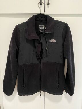 The North Face Denali zip up jacket